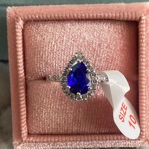 NWT Tanzanite ring SIZE 10